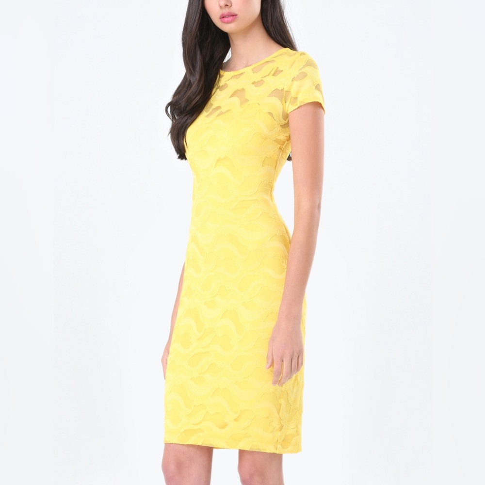 Bebe
Women's Yellow Flora Lace Dress (orig.price 129$)